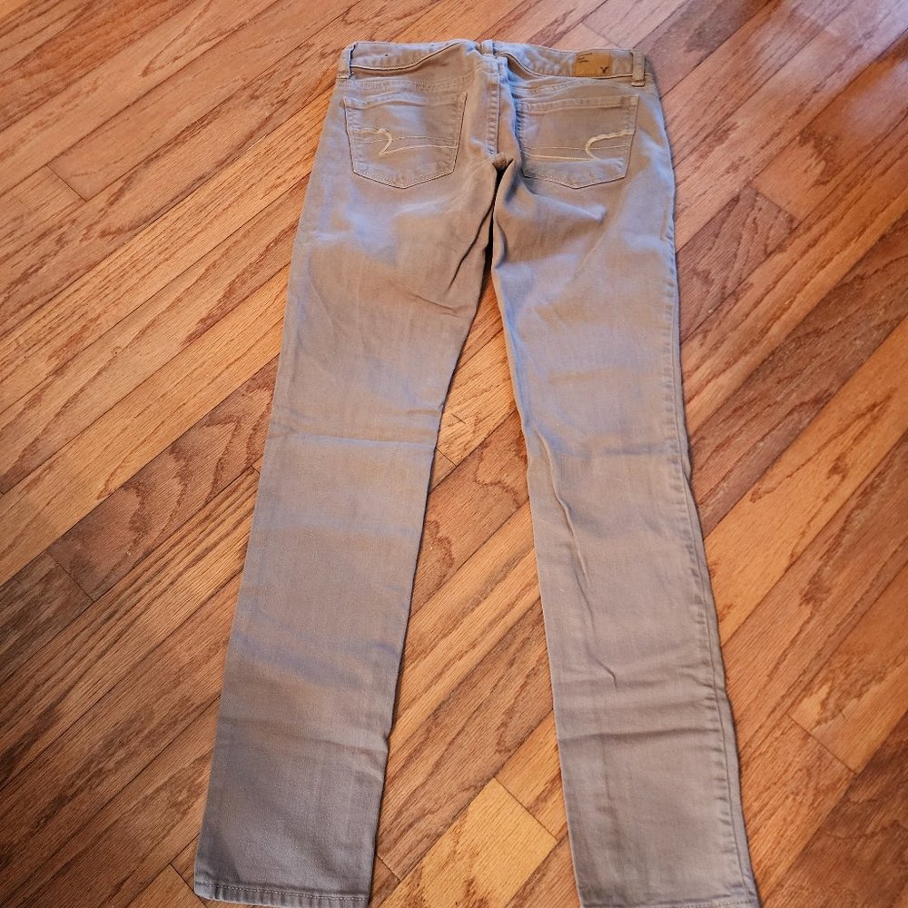 American Eagle skinny jeans tan khaki size 2